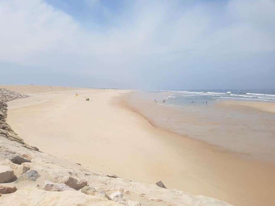Marinha das Ondas Casa De Praia Acolhedora/ Cosy Beach House מראה חיצוני תמונה