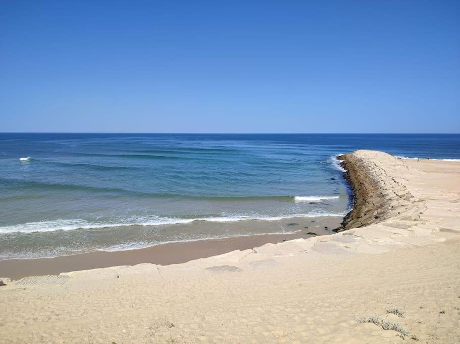Marinha das Ondas Casa De Praia Acolhedora/ Cosy Beach House מראה חיצוני תמונה