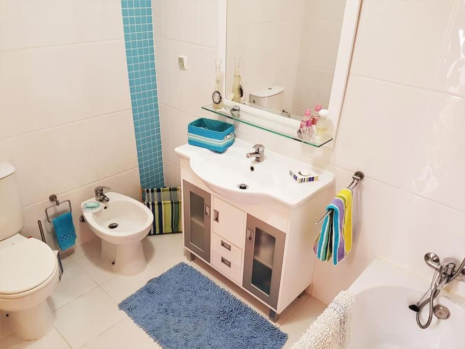 Marinha das Ondas Casa De Praia Acolhedora/ Cosy Beach House מראה חיצוני תמונה