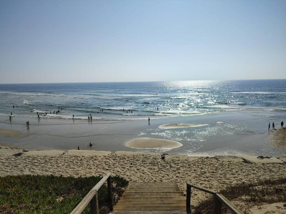 Marinha das Ondas Casa De Praia Acolhedora/ Cosy Beach House מראה חיצוני תמונה